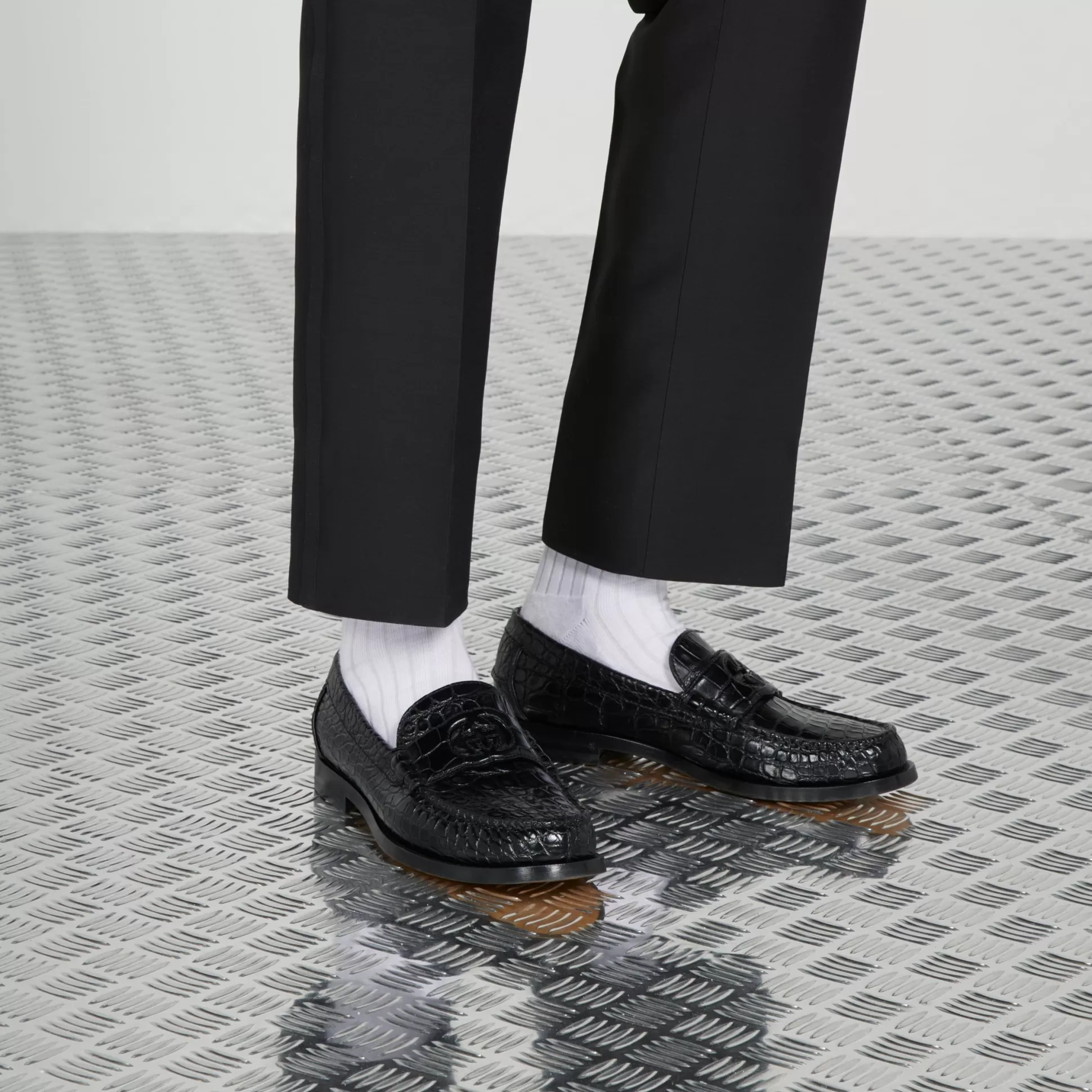 GUCCI Men'S Alligator Loafer-Men Loafers